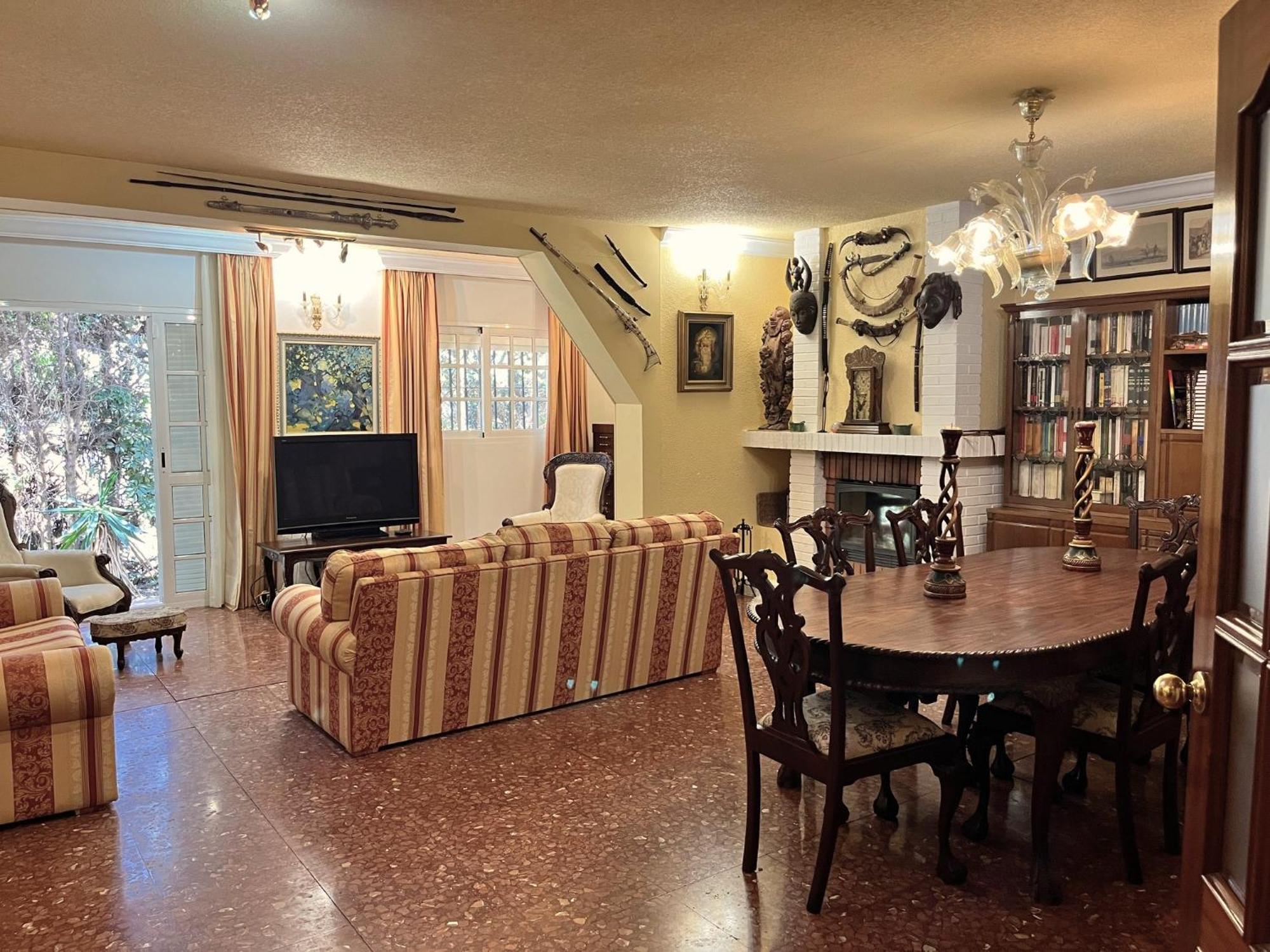 Villa Pinares-Malaga: pool, garden, garaje, wifi, Buitenkant foto