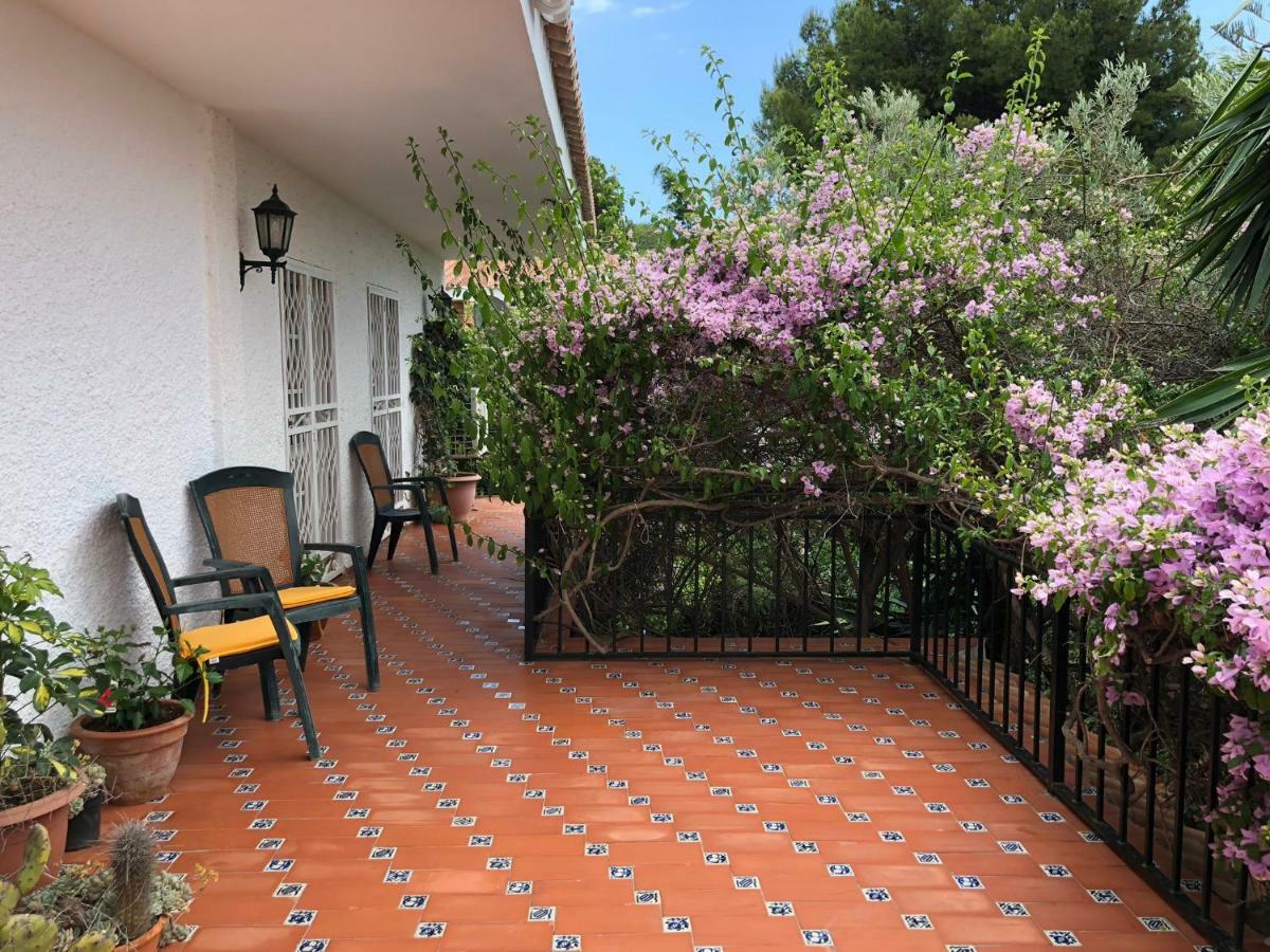 Villa Pinares-Malaga: pool, garden, garaje, wifi, Buitenkant foto